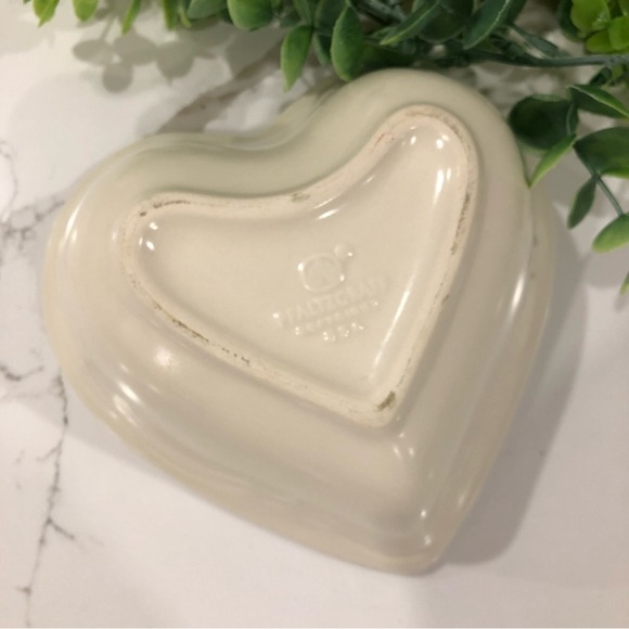 Pfaltzgraaf cream white heart candy  dish stoneware EUC - Picture 3 of 4
